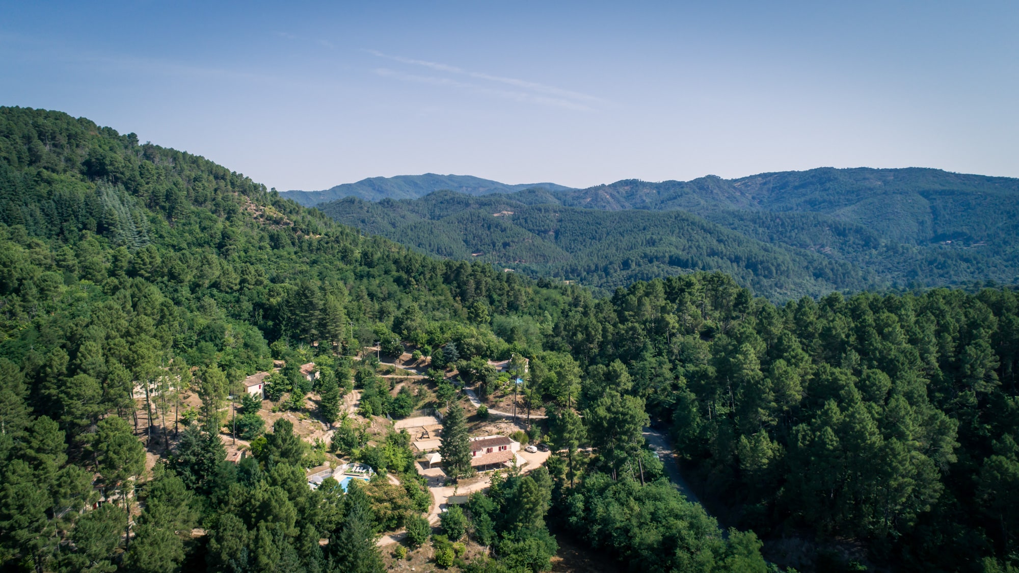 Domaine-de-Ravel-juillet 2025-olivier octobre-BD-147 Domaine depuis le ciel